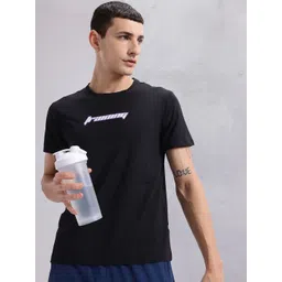 HRX by Hrithik Roshan Solid Running T-shirt with Typography Detail-picture-16