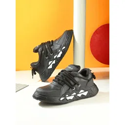 Hundo P Men Solid Leather Regular Sneakers-picture-23