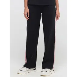 Hunnit Women Wave Style High Rise Relaxed Fit Solid Cotton Straight Fit Trouser Pants-picture-26