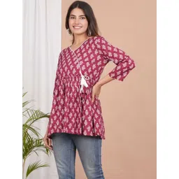 Hustiger Women Printed V-Neck Gathered or Pleated Ethnic Wrap Top-picture-39