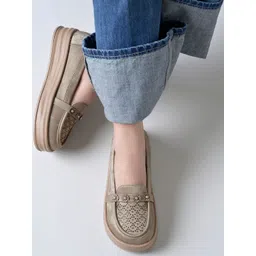 HVNLY BY SHOETOPIA Women Perforations Loafers-picture-30