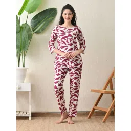Ichaa Off White & Magenta Regular Fit Printed Night Suit-picture-42