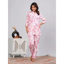 Ichaa Pink Rayon Floral 3/4th sleeves Night Suits-picture-48