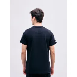 Iconic Black Regular fit Solid T-Shirt image 2