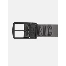 Iconic Men Textured Leather Belt image 3