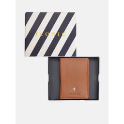 Iconic Men Textured Leather Passport Holder-picture-29