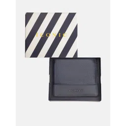 Iconic Men Textured Leather Two Fold Wallet-picture-31