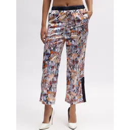 Iconic Women Floral Printed Mid-Rise Trousers-picture-35