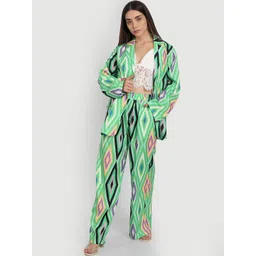 iki chic Women Green Printed Single Breasted Blazer and Wide Leg Pant-picture-21