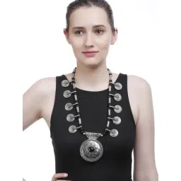 Imli Street Black & Silver Necklace-picture-37