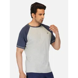 IMPERATIVE Men Grey Melange Colourblocked Anti Odour Applique T-shirt image 3