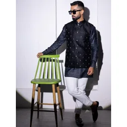 INAAYA JAIPUR Embroidered Nehru Jacket-picture-18