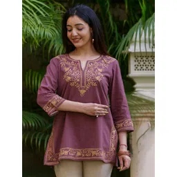 INAAYA JAIPUR Women Embroidered V-Neck Thread Work Pure Cotton Thread Work Kurti-picture-11