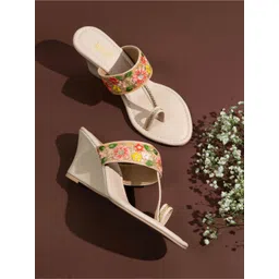 Inc 5 Women Embellished Ethnic Wedge Heels Sandals With Thong-picture-33