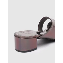 Inc 5 Women Solid Block Sandals With Iridescent Effect image 4