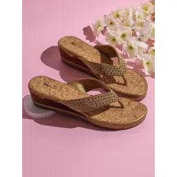 Inc.5 Women's Antique Gold Thong Wedges-picture-45