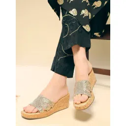 Inc.5 Women's Golden Casual Wedges-picture-13