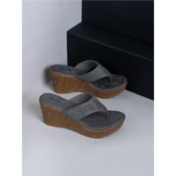 Inc.5 Women's Grey Thong Wedges-picture-22