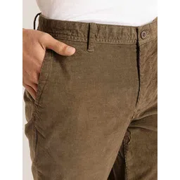 Indian Terrain Men Brooklyn Slim Fit Mid-Rise Pure Cotton Trousers image 4