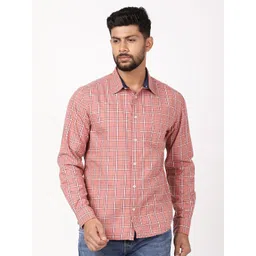 Indian Terrain Men Classic Fit Checked Spread Collar Pure Cotton Casual Shirt-picture-26