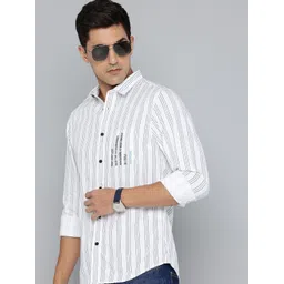 Indian Terrain Pure Cotton Chiseled Printed Striped Casual Shirt-picture-12