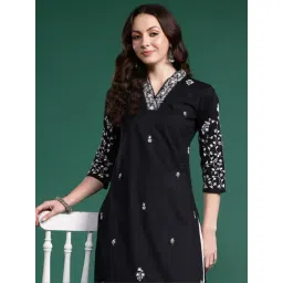 Indo Era Black Cotton Regular Fit Embroidered Kurta-picture-22