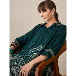 Indo Era Floral Printed Shirt Collar A-Line Kurta With Trousers-picture-13