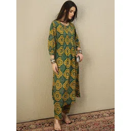Indo Era Printed Round Neck Tunic & Trousers Co-Ords-picture-36