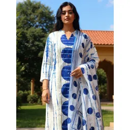 Indo Era Women Geometric Printed Cotton Kurta with Trousers & Dupatta-picture-35