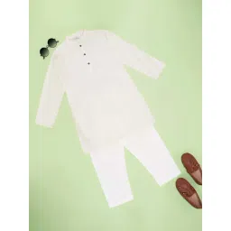 Indus Route by Pantaloons Boys Beige Solid Full Sleeves Kurta Sets-picture-20