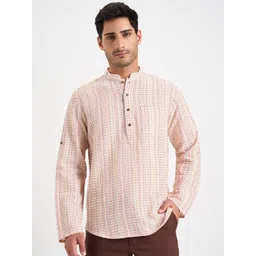 indus route by Pantaloons Geometric Mandarin Collar Roll-Up Sleeves Straight Short Kurta-picture-38