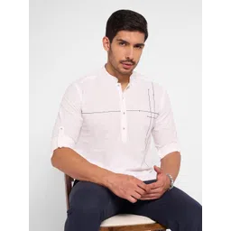 indus route by Pantaloons Men Thread Work Kurta-picture-19