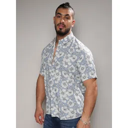Instafab Plus Floral Printed Classic Printed Casual Shirt image 4