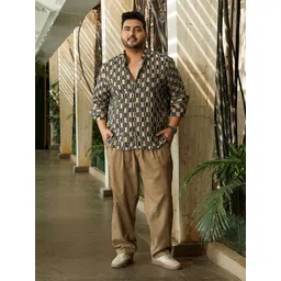 Instafab Plus Geometric Textured Comfort Spread Collar Cotton Shirt-picture-27