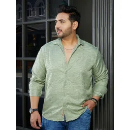 Instafab Plus Men Comfort Opaque Striped Casual Shirt-picture-38