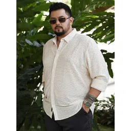 Instafab Plus Men Comfort Relaxed Fit Textured Spread Collar Casual Shirt-picture-37