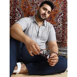 Instafab Plus Men Comfort Relaxed Fit Vertical Stripes Self Design Casual Shirt-picture-35