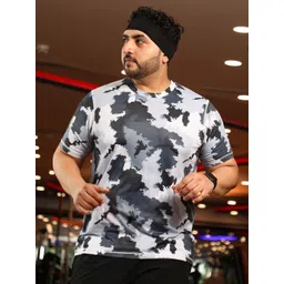 Instafab Plus Men Printed Pockets T-shirt-picture-40