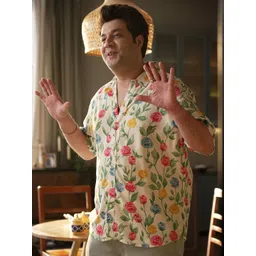 Instafab Plus Size Floral Printed Classic Casual Shirt-picture-13