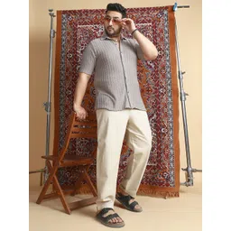 Instafab Plus Textured Comfort Casual Shirt image 2