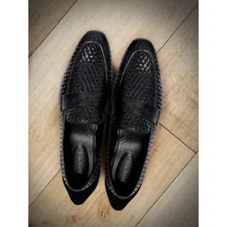 INVICTUS Men Black Basketweave Textured Formal Slip-Ons-picture-25