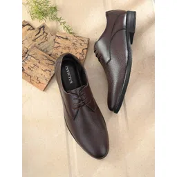 INVICTUS Men Brown Solid Synthetic Leather Formal Shoes-picture-15