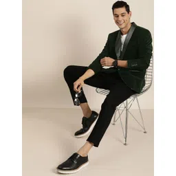INVICTUS Men Green Solid Velvet Finish Single Breasted Blazer-picture-26