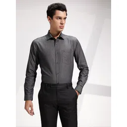 INVICTUS Men Premium Slim Fit Pure Cotton Formal Shirt image 3