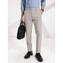 INVICTUS Men Slim Fit Formal Trousers-picture-29