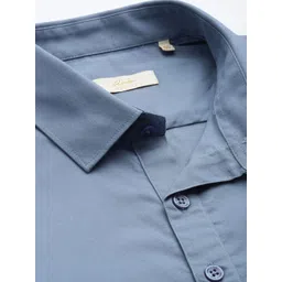 INVICTUS Men Solid Pure Cotton Slim Fit Casual Shirt image 2