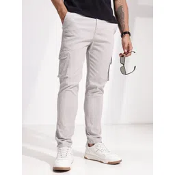 INVICTUS Men Tapered Fit Cargo Trousers-picture-35