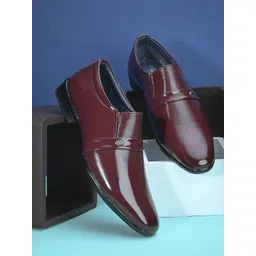 INVICTUS Men Textured Square Toe Formal Slip-On Shoes-picture-38