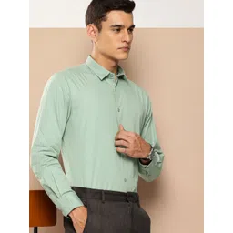 INVICTUS Pure Cotton Solid Formal Shirt-picture-15
