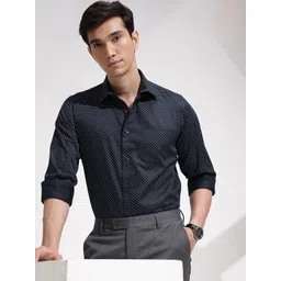 INVICTUS Slim Fit Micro Ditsy Printed Pure Cotton Formal Shirt-picture-38